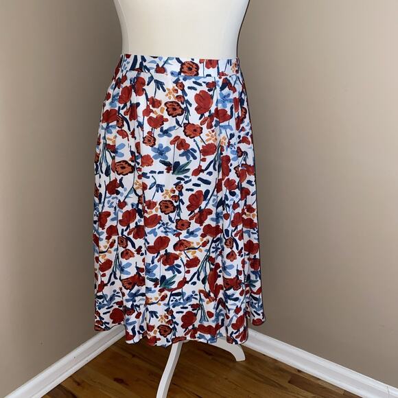 SHEIN Dresses & Skirts - SHEIN Curve Red White Multi Floral Knee Length Flare Lined Skirt 3XL
